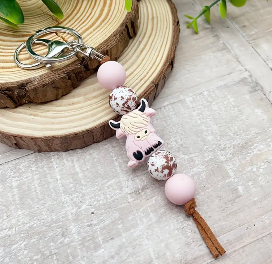highland cow beaded keychain